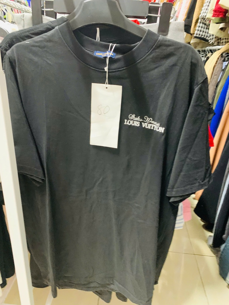 ÁO PHÔNG ĐEN CỔ TRÒN LV THUY