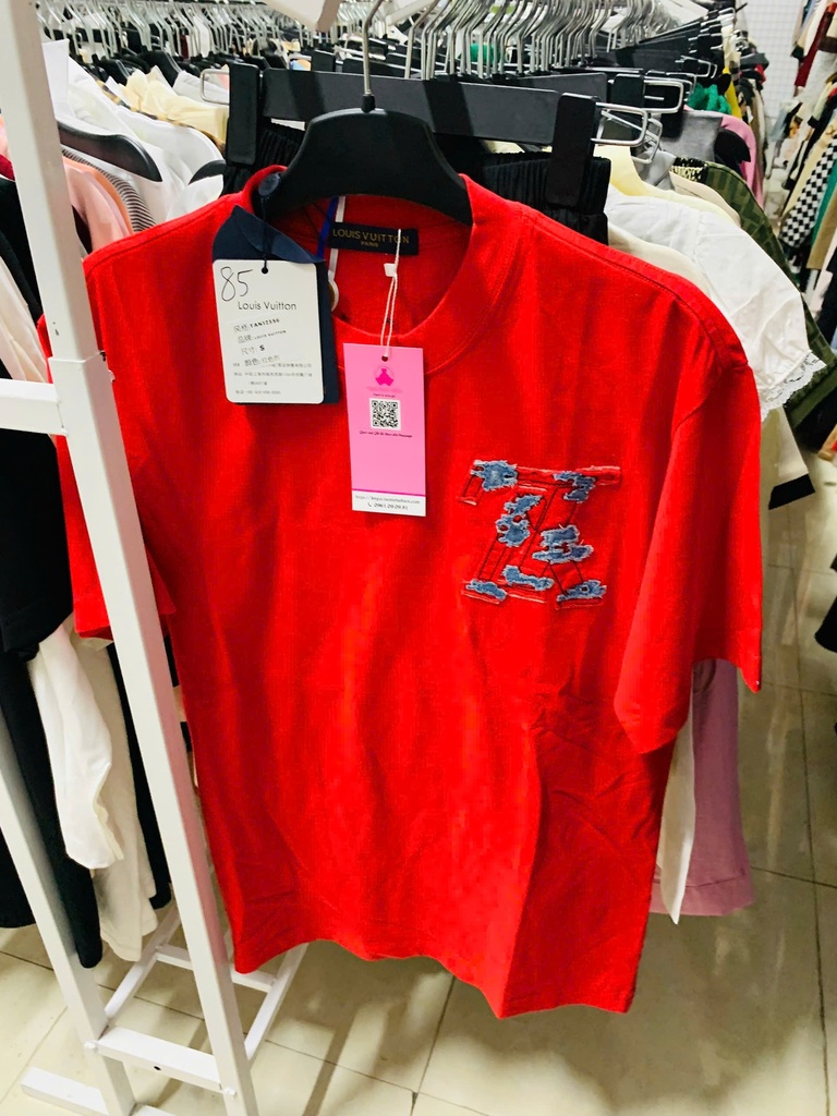 ÁO PHÔNG ĐỎ LV THUY