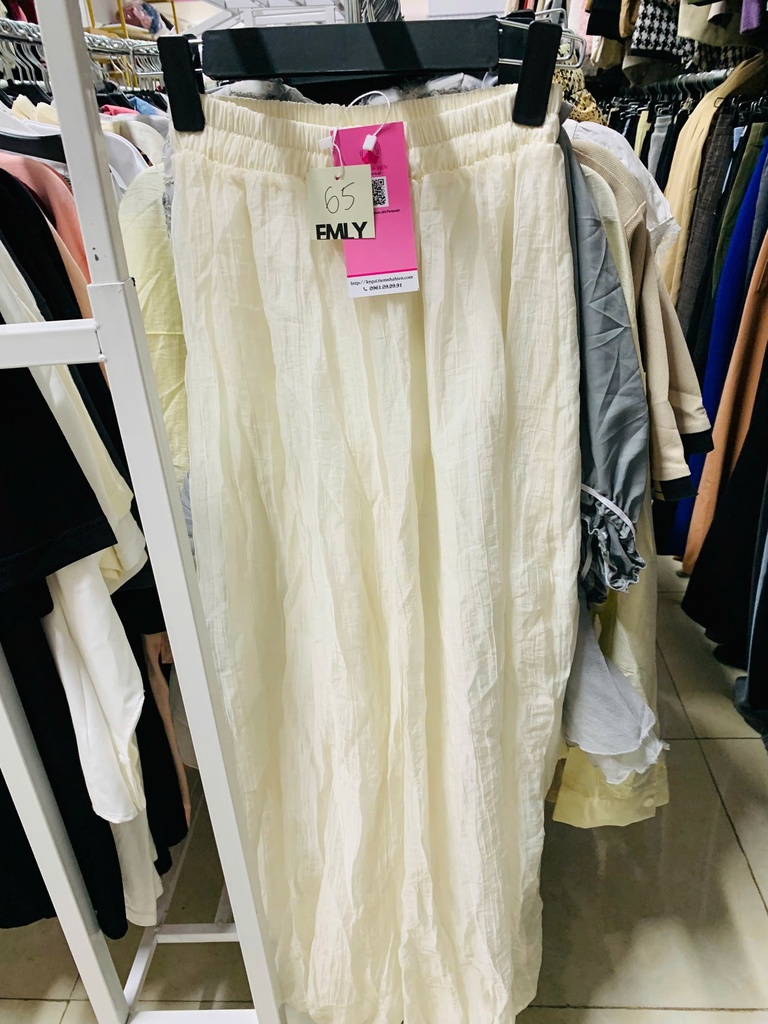 QUẦN DÀI TRẮNG BÍ THUY