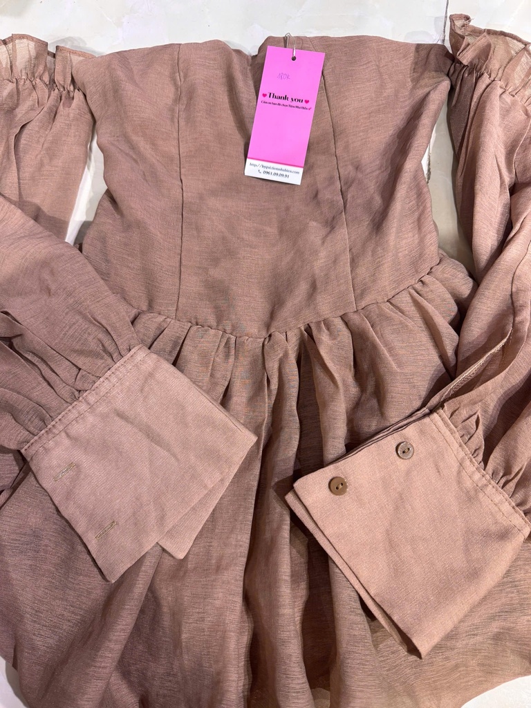 VÁY HỒNG TIỂU THƯ ANH