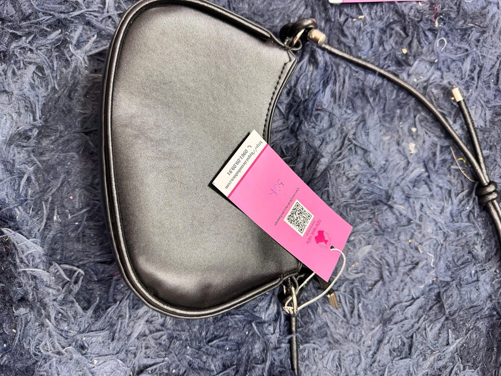 TÚI XÁCH ĐEN TRƠN DIEU