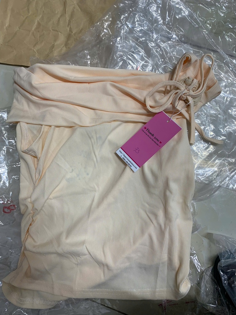 ÁO KEM DÂY TRỄ VAI XUAN