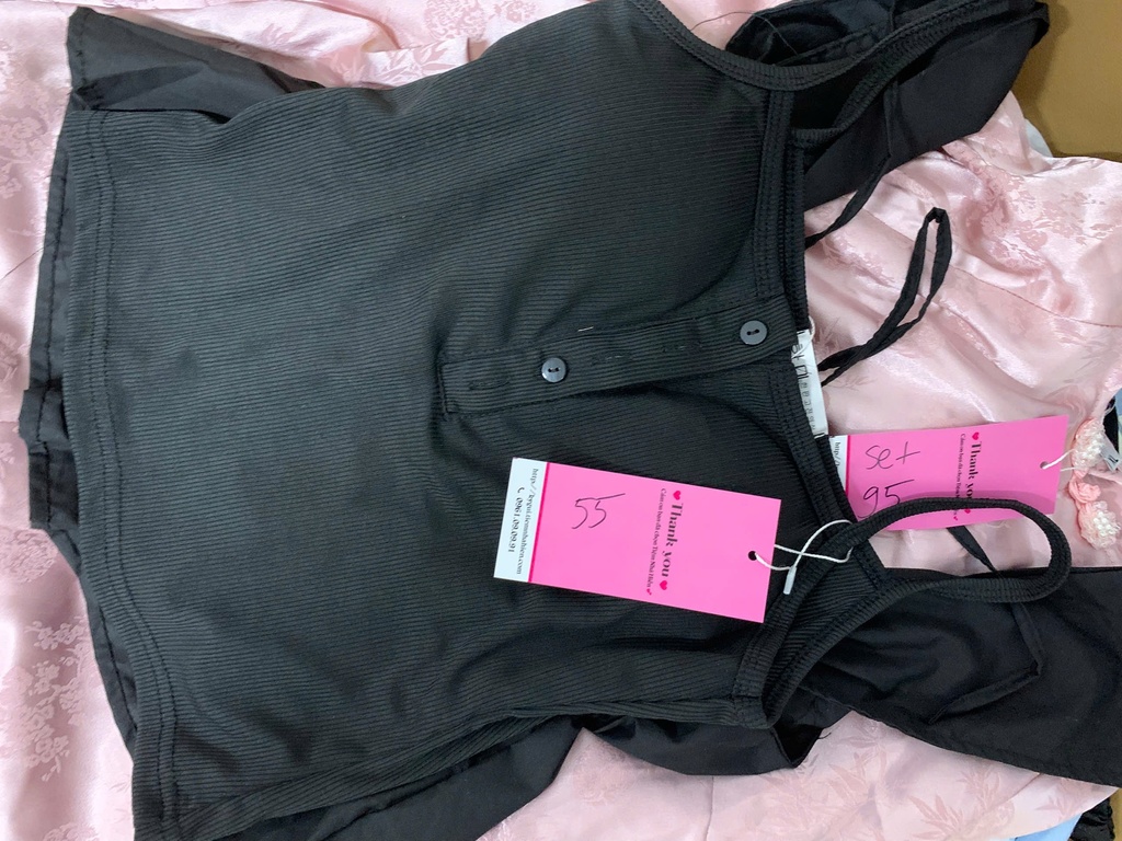 ÁO 2 DÂY ĐEN CÓ MÚT NGỰC THUY