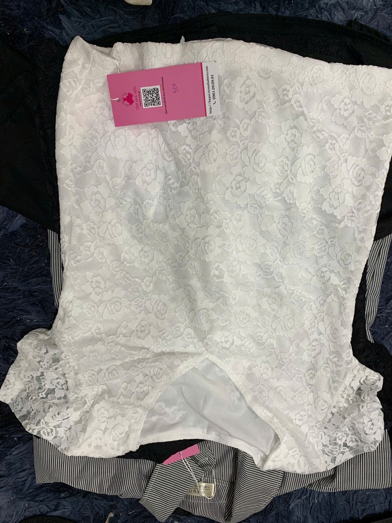 ÁO PHÔNG TRẮNG REN T.NGUYEN