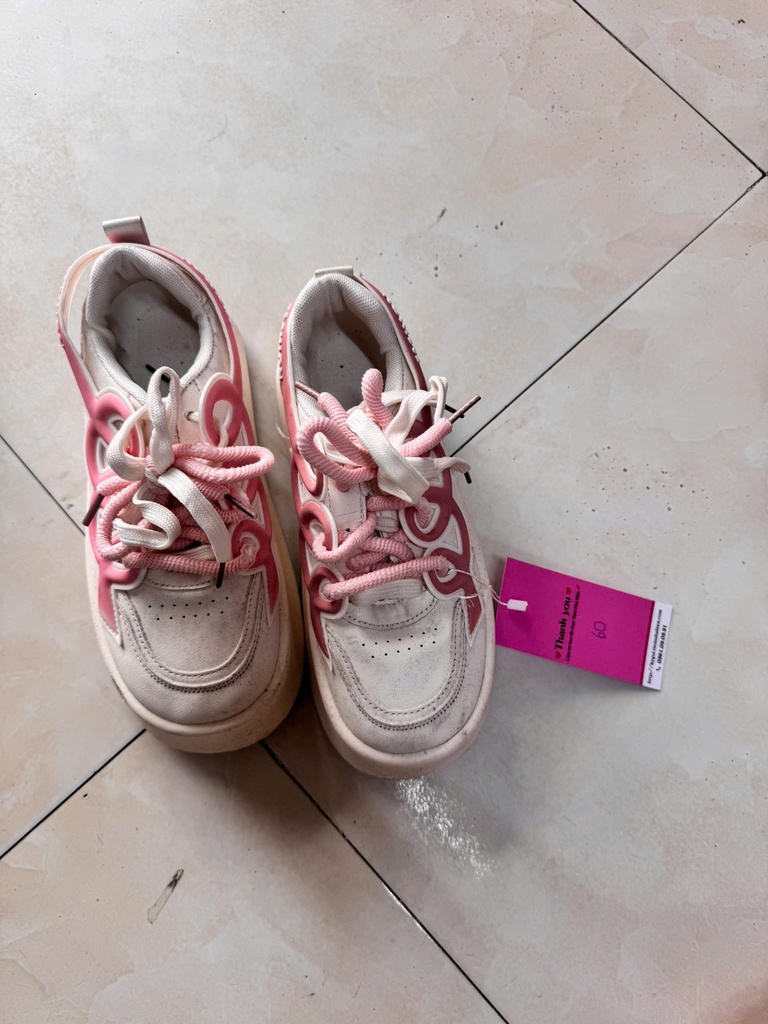 GIẦY BÁNH MỲ HỒNG NPHUONG