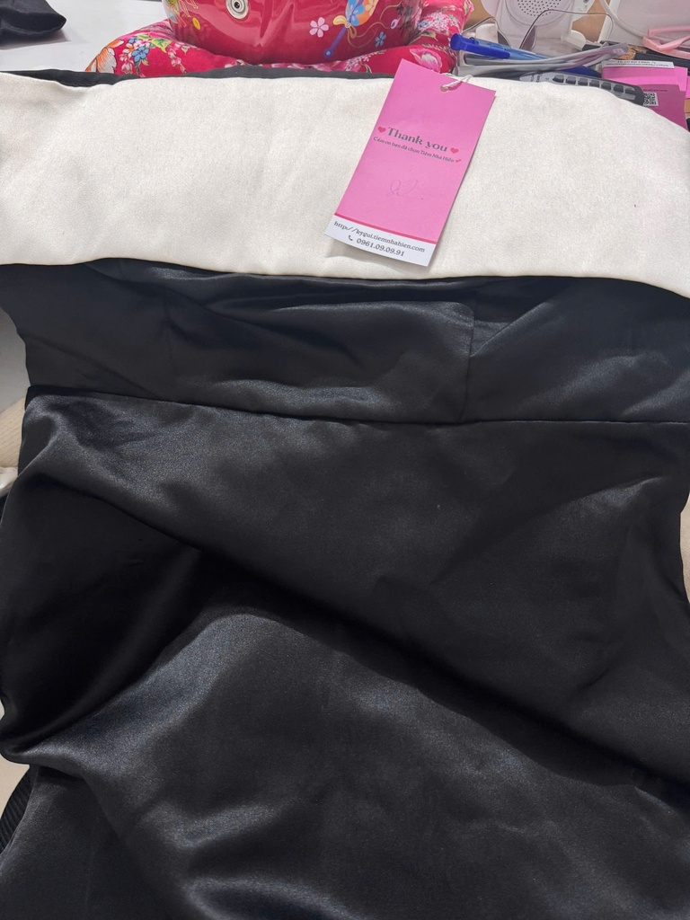 VÁY CUP NGỰC ĐEN-TRẮNG NNMINH