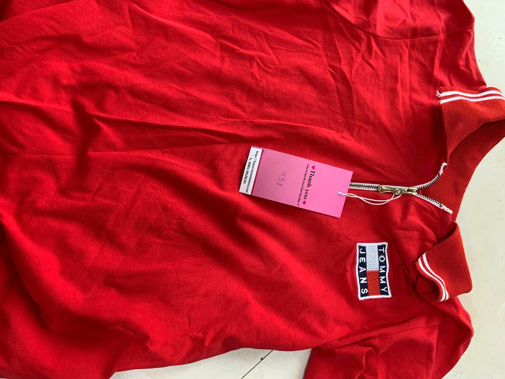 ÁO CỘC TAY ĐỎ CÓ CỔ NTKDUNG