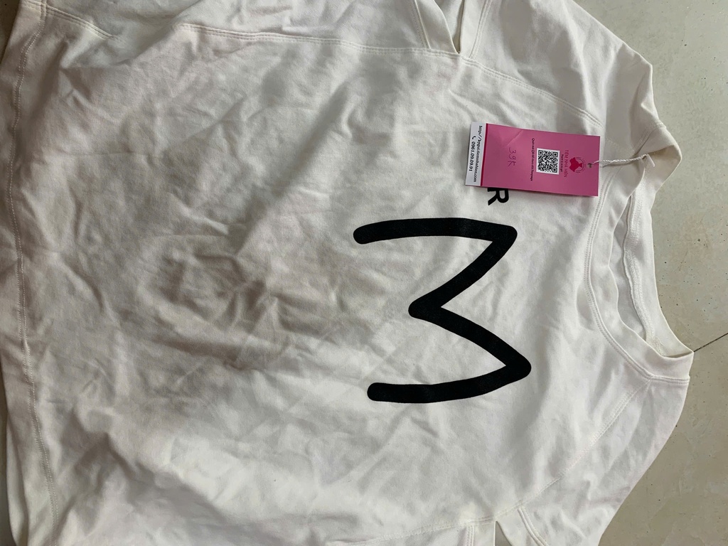 ÁO PHÔNG TRẮNG CHỮ M NTKDUNG