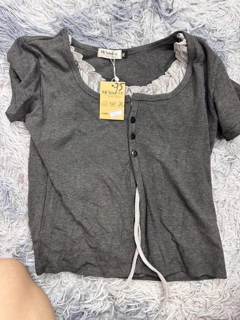 ÁO PHÔNG XÁM CỘC TAY REN CỔ TTTHUY