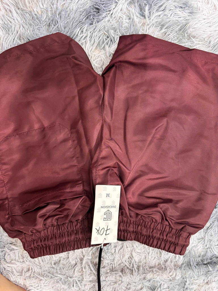 QUẦN SOOC ĐỎ TTTHUY