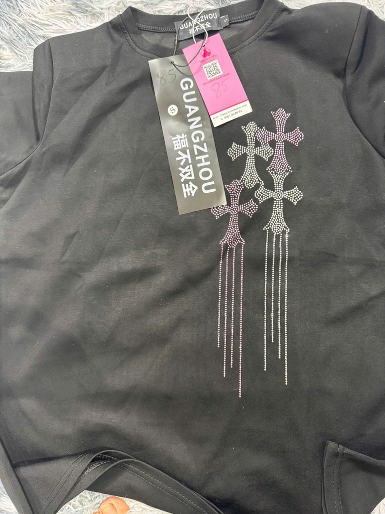 ÁO PHÔNG ĐEN ĐÍNH ĐÁ TTTHUY