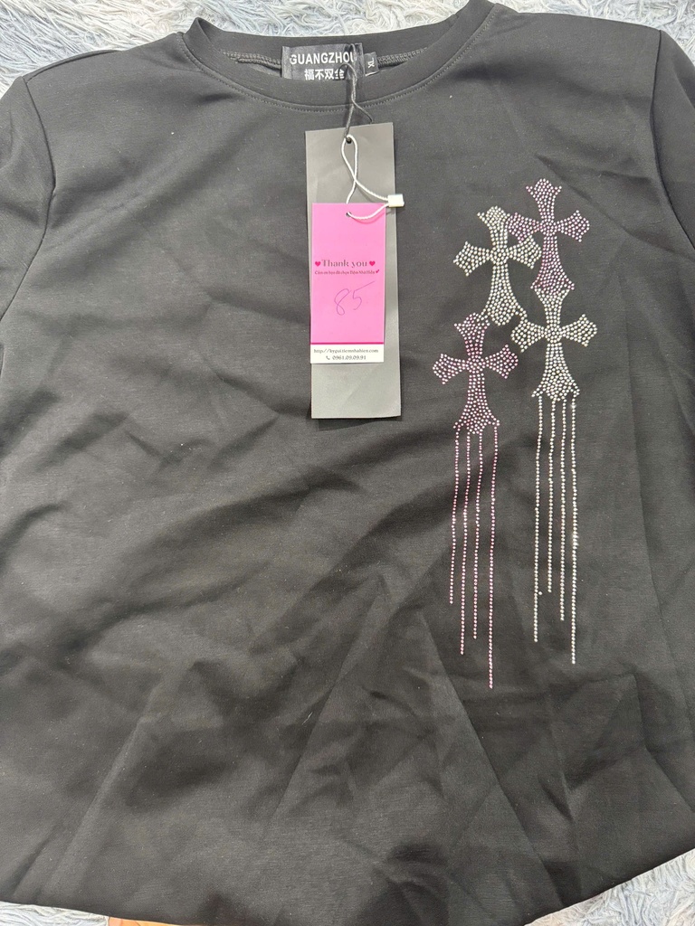 ÁO PHÔNG ĐEN ĐÍNH ĐÁ TTTHUY