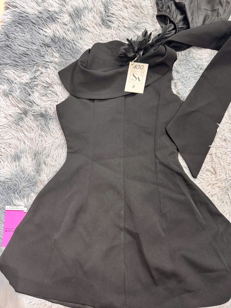 VÁY ĐEN THIẾT KẾ TTTHUY