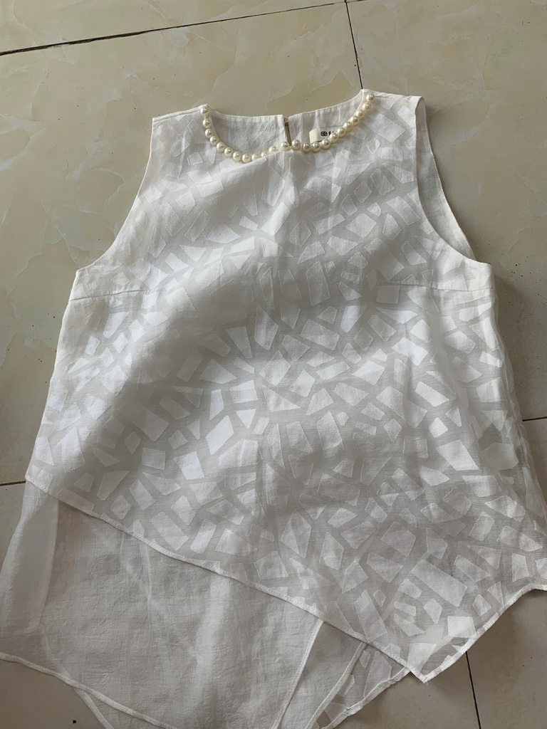 ÁO SƠMI TRẮNG CỔ NGỌC SÁT NÁCH NTLINH