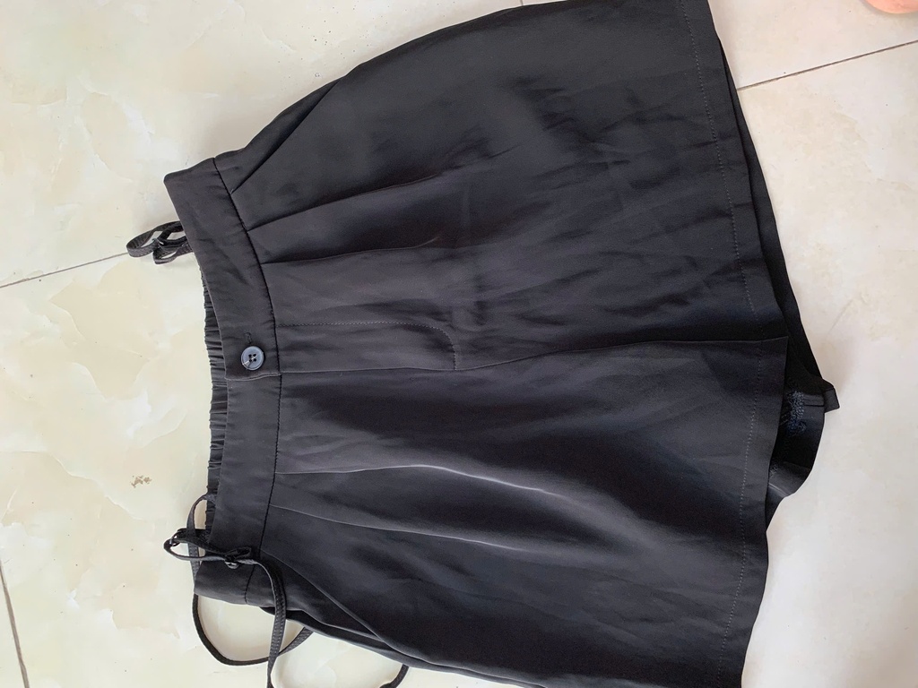 QUẦN SOOC ĐEN NTLINH