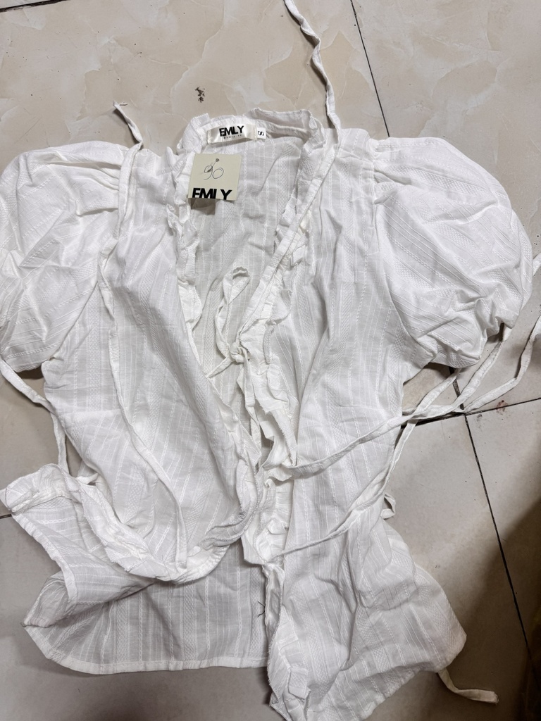 ÁO SƠMI TRẮNG ĐIỆU THUY