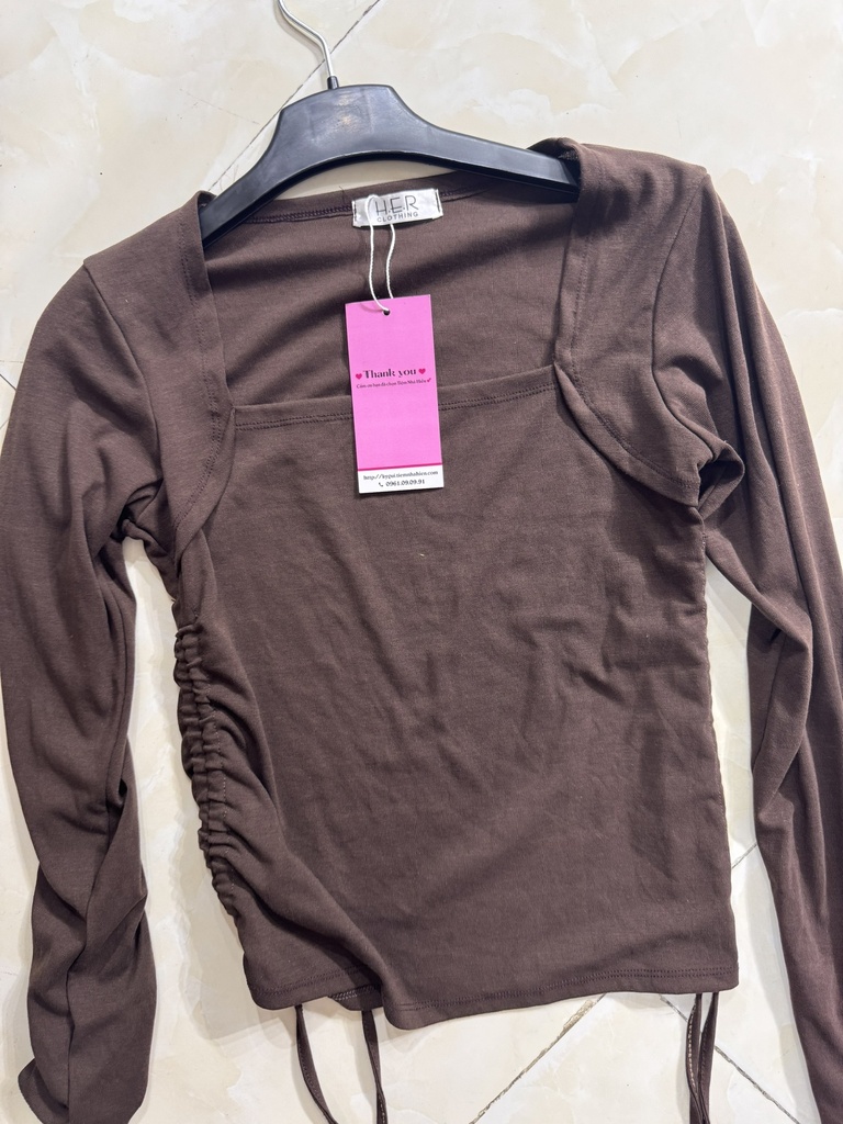 ÁO PHÔNG NÂU THUY