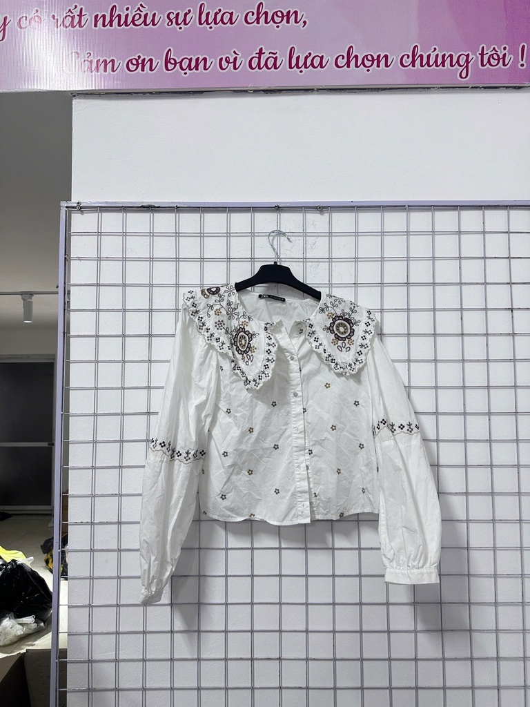 áo somi crt trắng hoa nhí 