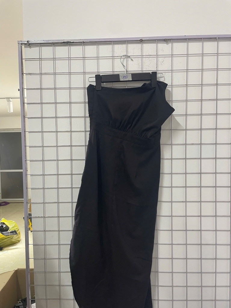 váy 2 dây đen chéo tà