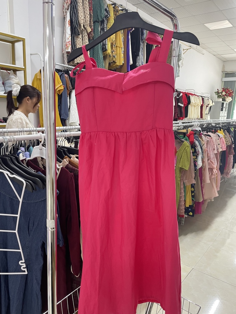 váy hồng 2 dây 