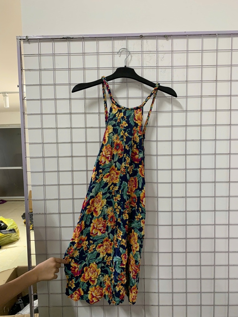 váy 2 dây hoa sắc màu