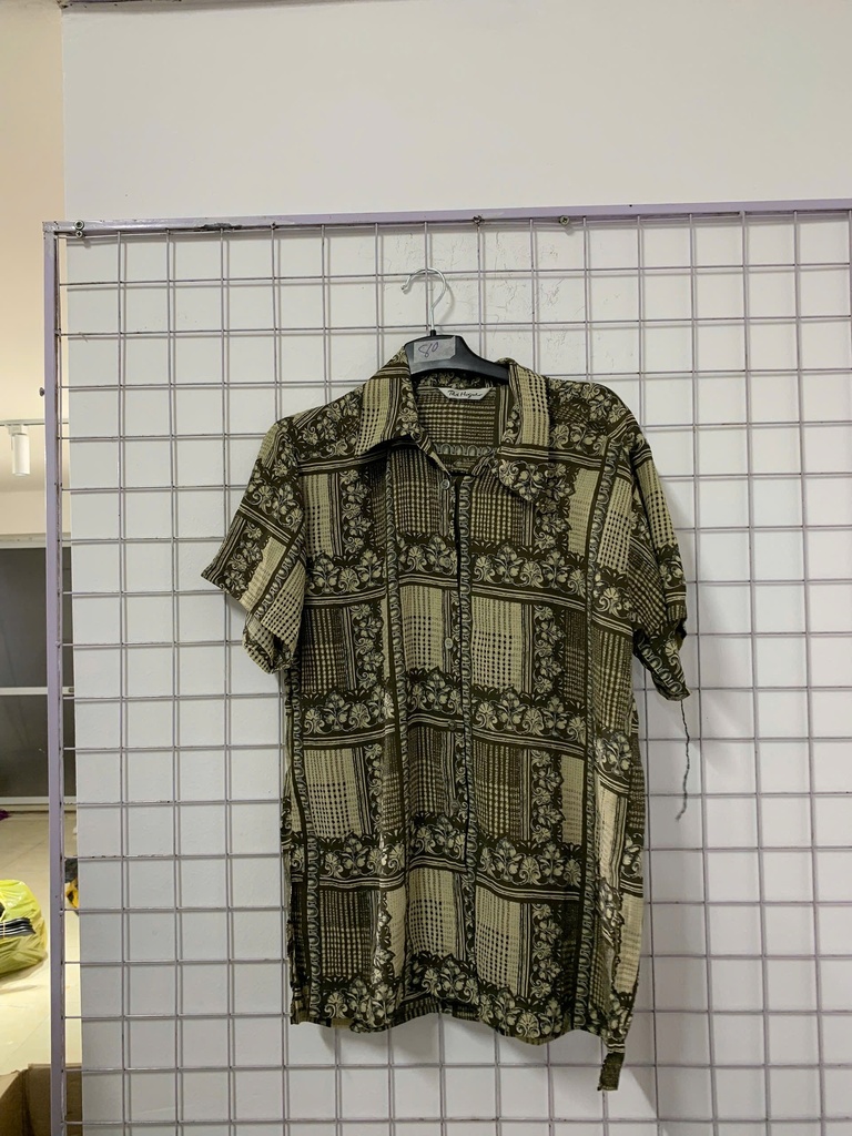 áo sơ mi nâu hoạ tiết be 