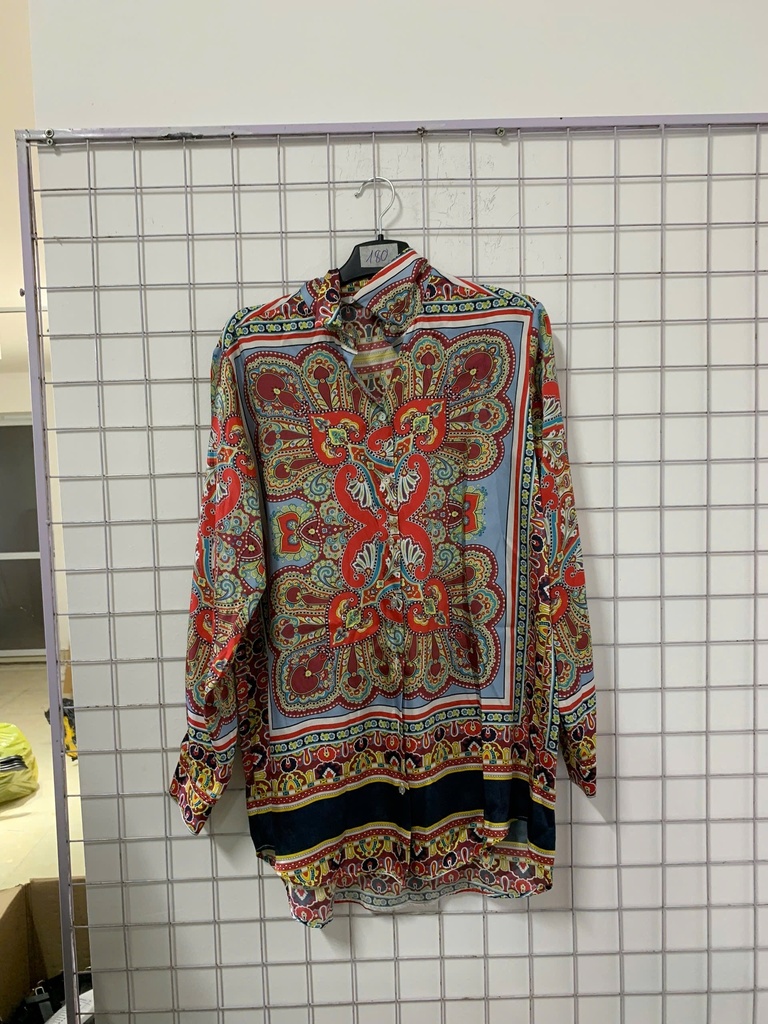 áo sơ mi đỏ thổ cẩm 