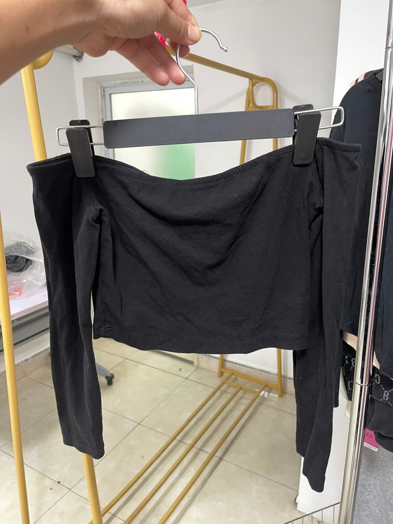 ÁO CRT TRỄ VAI