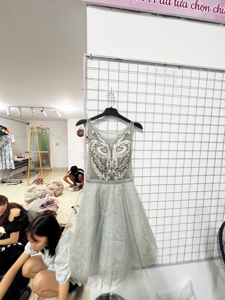 VÁY KIỂU ĐÍNH ĐÁ