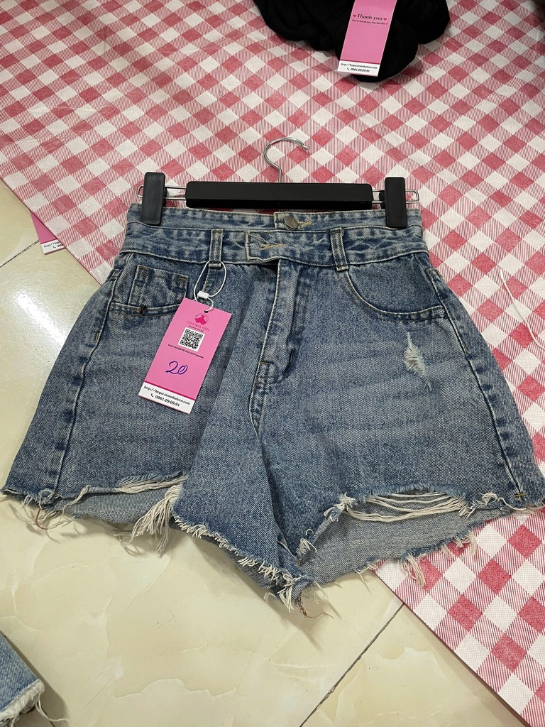 quần đùi  bò xanh rách 