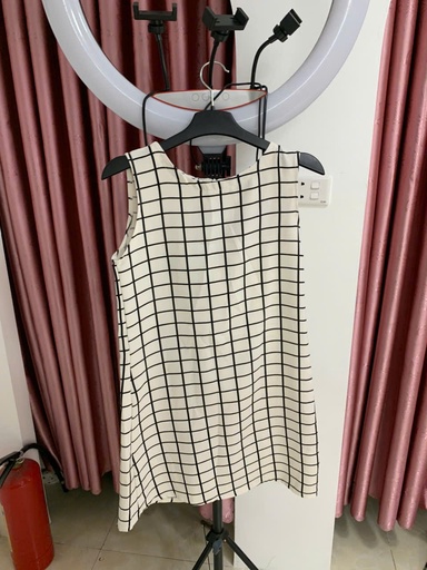 váy xuông caro sát nách