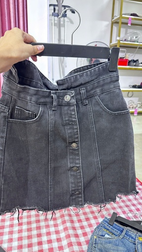 cv đen bò cúc dọc