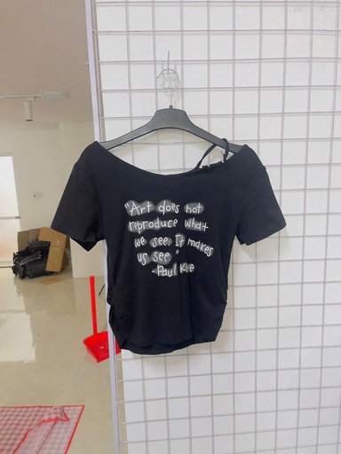 áo crt đen chữ trắng 