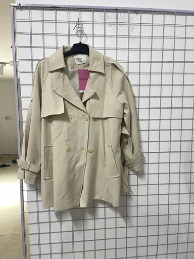 áo khoác blazer kem 