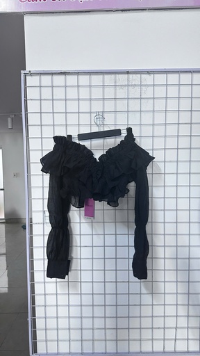 áo trễ vai đen tay dài 