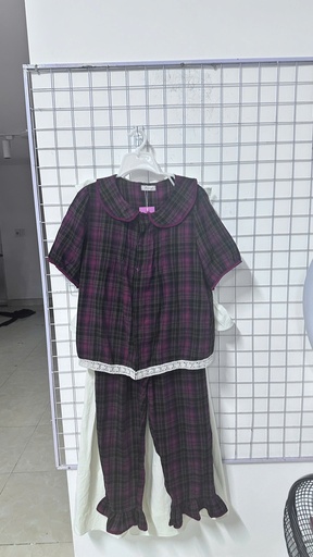 bộ ngủ kẻ đỏ