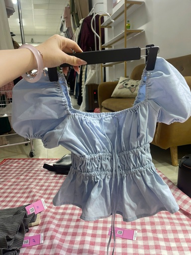 áo xanh crt tay bồng nhúm eo 