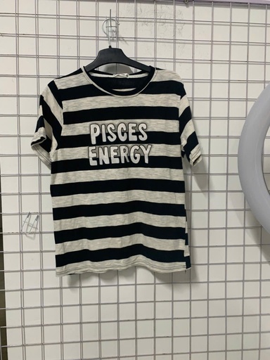 áo phông kẻ chữ