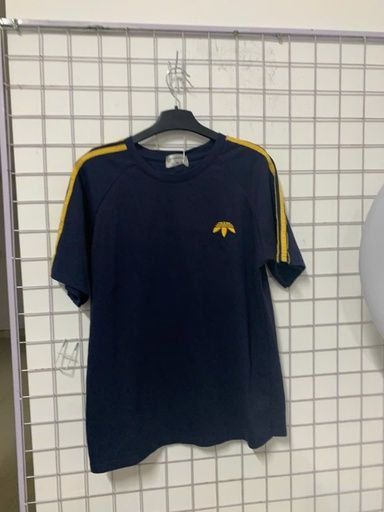 áo phông xanh than adidas