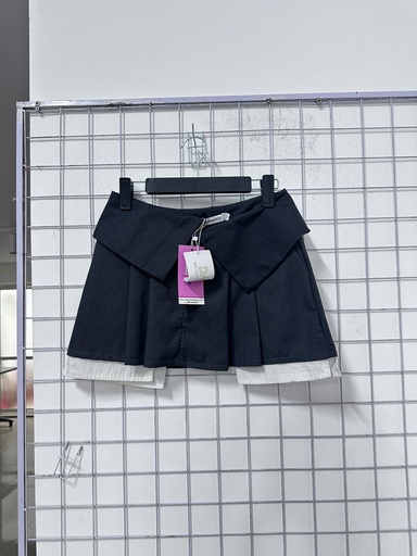 cv xám vạt trắng