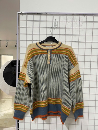 áo len kẻ sắc màu 