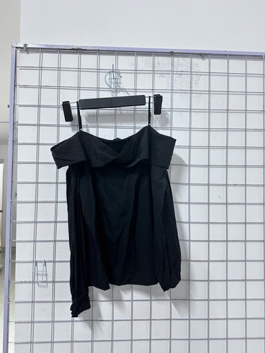 áo đen trễ vai dài tay