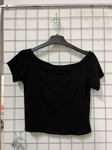 áo crt đen cộc tay