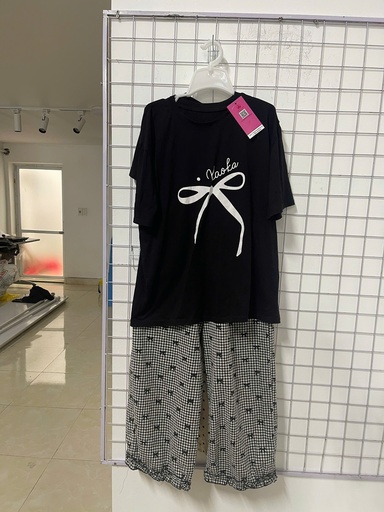 set đen quần kẻ caro