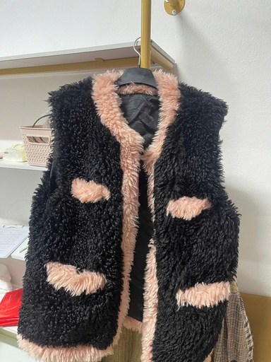 áo khoác gile lông đen hồng 