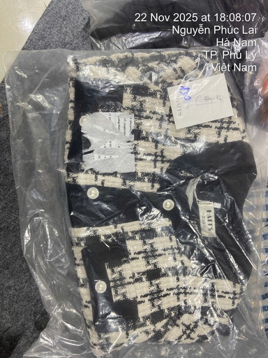 áo khác dạ kẻ đen 