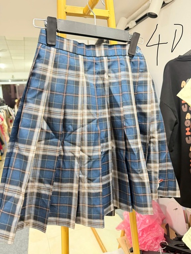 CHÂN VÁY XẾP LY CARO