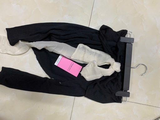 ÁO LEN ĐEN NƠ MY ANH