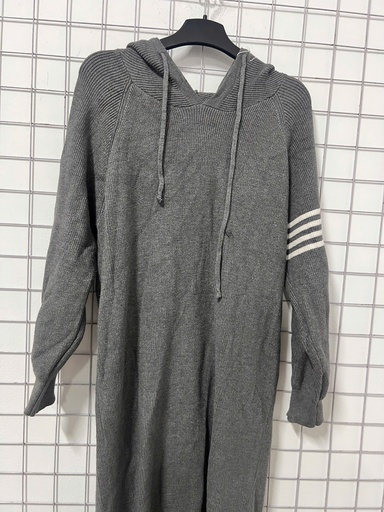 VÁY XÁM KẺ TAY LINH