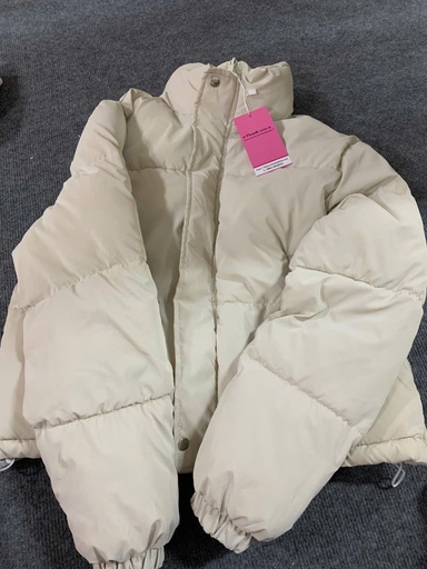 Áo Khoác Trắng Q.Anh